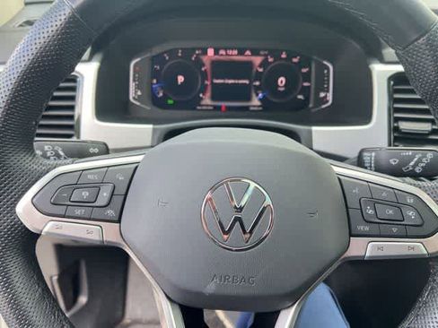 Used 2023 Volkswagen Atlas SEL R-Line AWD/4WD image 15