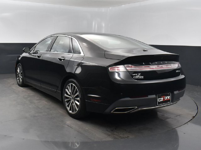 Used 2018 Lincoln MKZ Select w/ Select Plus Package AWD/4WD image 4