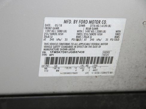 Used 2018 Ford Explorer XLT w/ Equipment Group 202A image 24