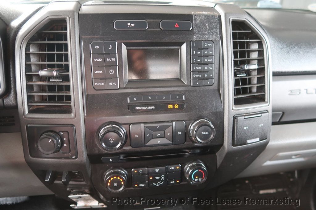 Used 2017 Ford F250 4x4 SuperCab Super Duty image 28