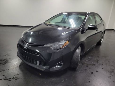 Used 2019 Toyota Corolla LE image 4