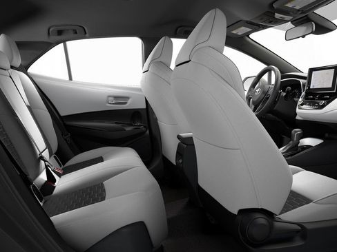 New 2025 Toyota Corolla SE image 21