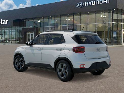 New 2026 Hyundai Venue SEL FWD image 5