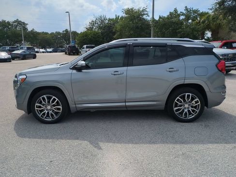 Used 2023 GMC Terrain Denali AWD/4WD image 8