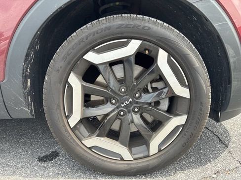 Used 2024 Kia Telluride S AWD/4WD image 10