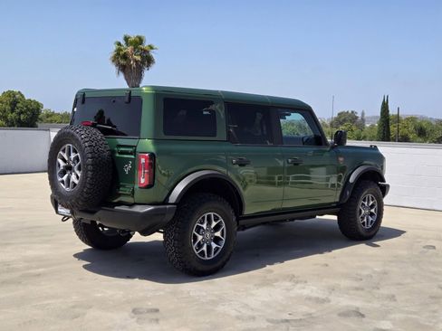 Used 2025 Ford Bronco Badlands AWD/4WD image 4