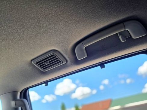 Used 2011 Toyota Sequoia Limited AWD/4WD image 64