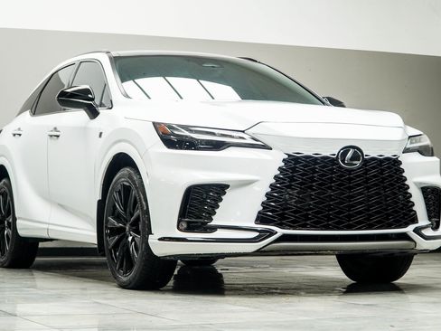 Used 2024 Lexus RX 500h F Sport w/ Cold Area Package image 4