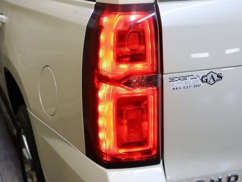 Used 2015 Chevrolet Tahoe LT RWD image 20