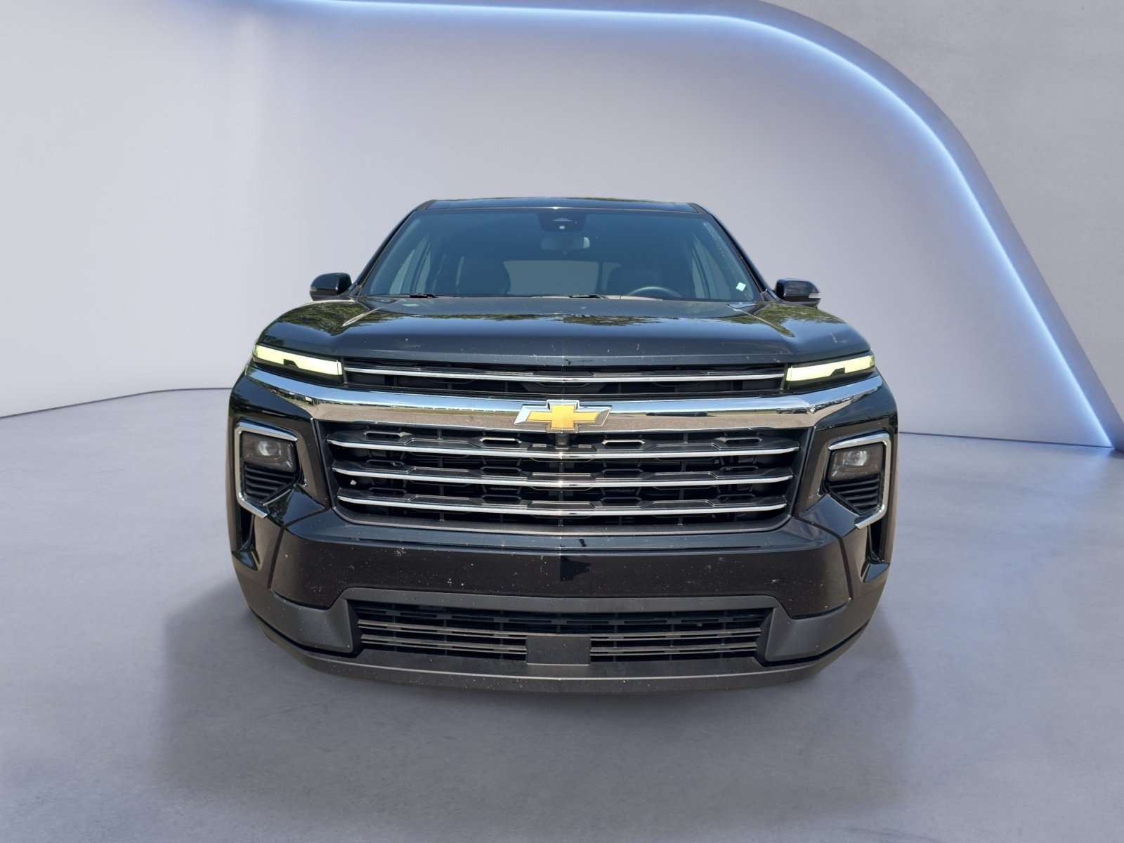 Used 2026 Chevrolet Traverse LT AWD/4WD image 9