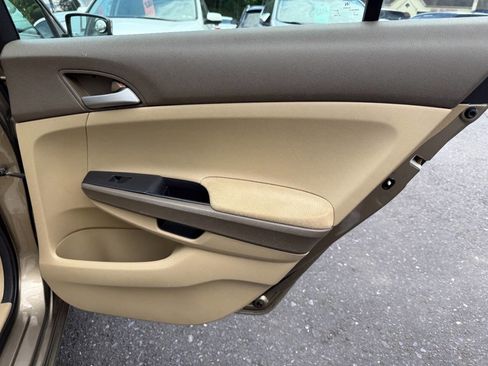Used 2010 Honda Accord LX image 24