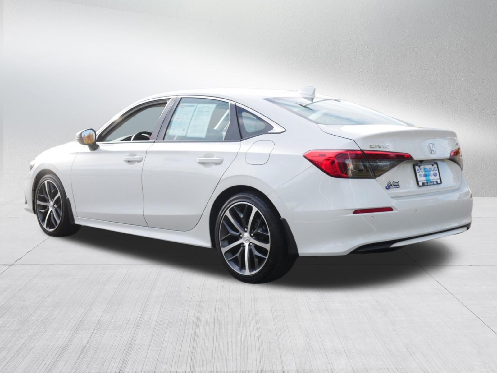 Used 2024 Honda Civic Touring image 5