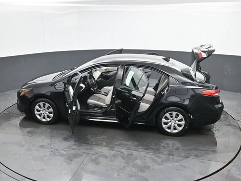 Used 2024 Toyota Corolla LE image 54