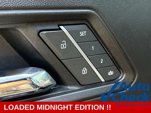 Used 2025 Chevrolet Colorado Z71 w/ Midnight Edition AWD/4WD image 23