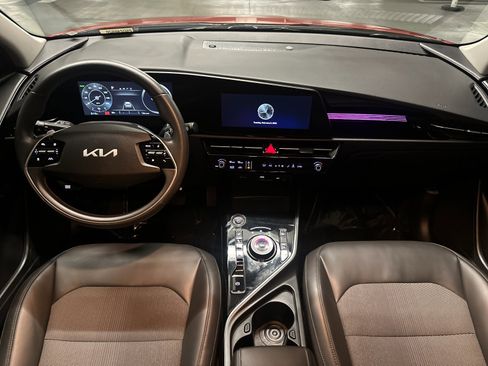 Certified 2023 Kia Niro Wind image 12