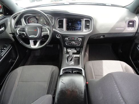 Used 2018 Dodge Charger SXT Plus image 6