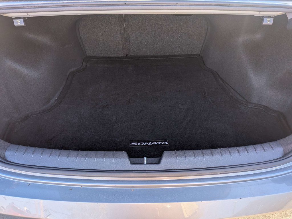 Used 2015 Hyundai Sonata SE FWD image 12