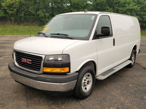 Used 2019 GMC Savana 2500 w/ Driver Convenience Package RWD image 5