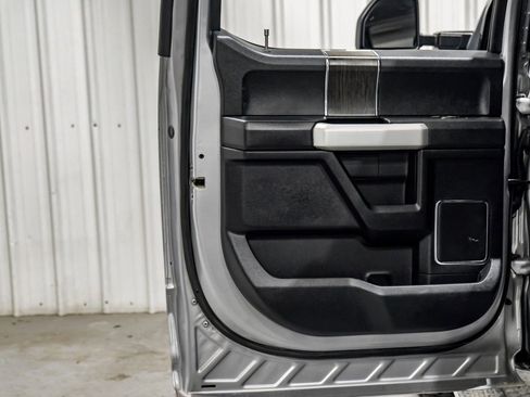 Used 2020 Ford F250 Lariat w/ Lariat Ultimate Package image 32