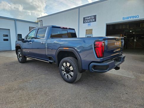New 2026 GMC Sierra 2500 Denali image 3
