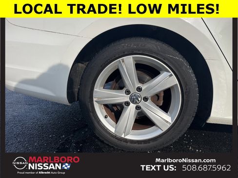 Used 2013 Volkswagen Passat 2.5 SE image 9