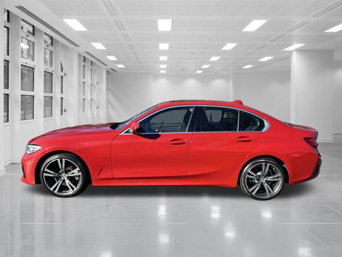 Used 2021 BMW 330i xDrive Sedan AWD/4WD image 8