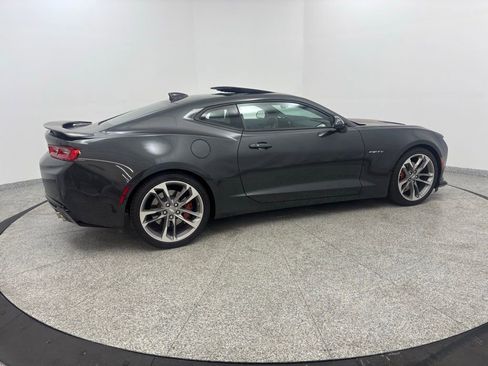 Used 2017 Chevrolet Camaro SS w/ 50th Anniversary Edition image 17