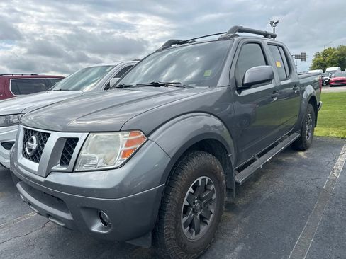 Used 2018 Nissan Frontier PRO-4X w/ Pro-4x Luxury Package AWD/4WD image 1