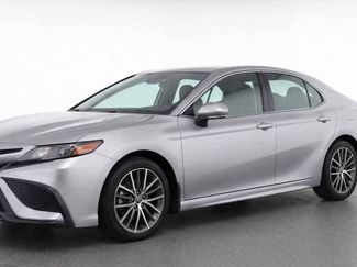 Used 2023 Toyota Camry SE video 1