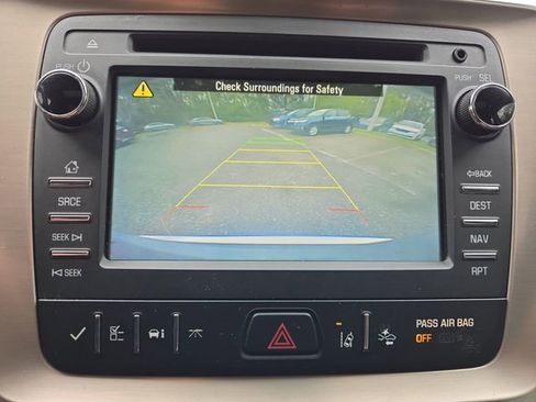 Used 2015 GMC Acadia Denali image 25