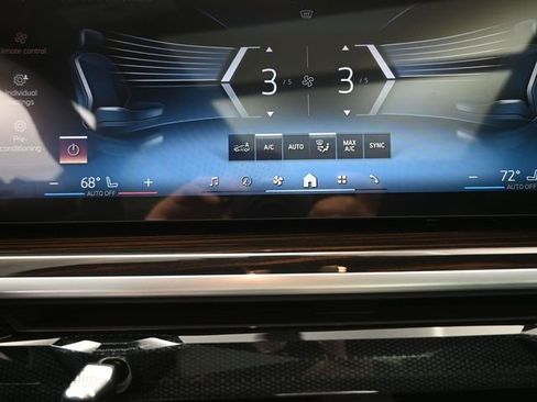 New 2026 BMW X5 sDrive40i w/ M Sport Package image 32