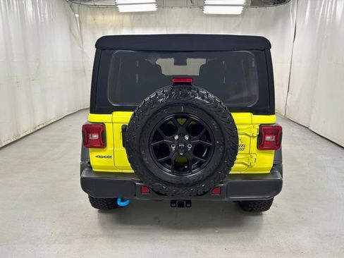 Used 2024 Jeep Wrangler Unlimited AWD/4WD image 6