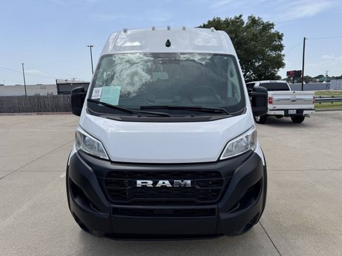 Used 2023 RAM ProMaster 2500 FWD image 2
