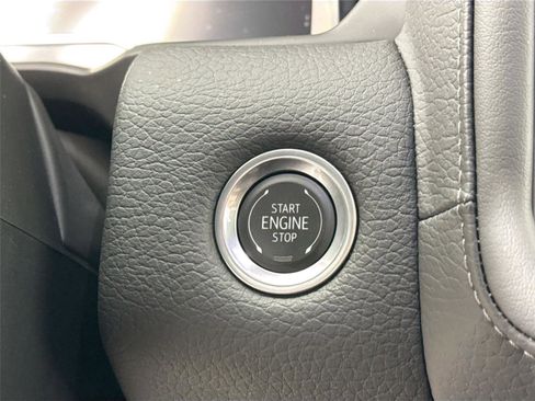 Used 2024 GMC Yukon Denali w/ LPO, Floor Liner Package image 22