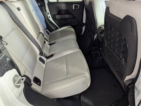 Certified 2021 Jeep Gladiator Mojave image 29