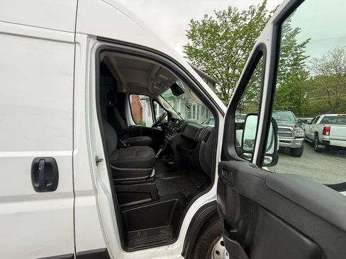 Used 2023 RAM ProMaster 2500 FWD image 13