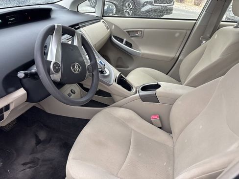 Used 2012 Toyota Prius Two image 7