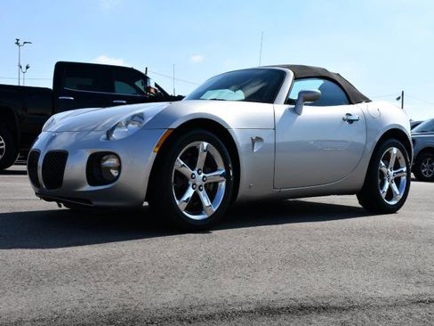 Used 2008 Pontiac Solstice GXP w/ Premium Package image 15