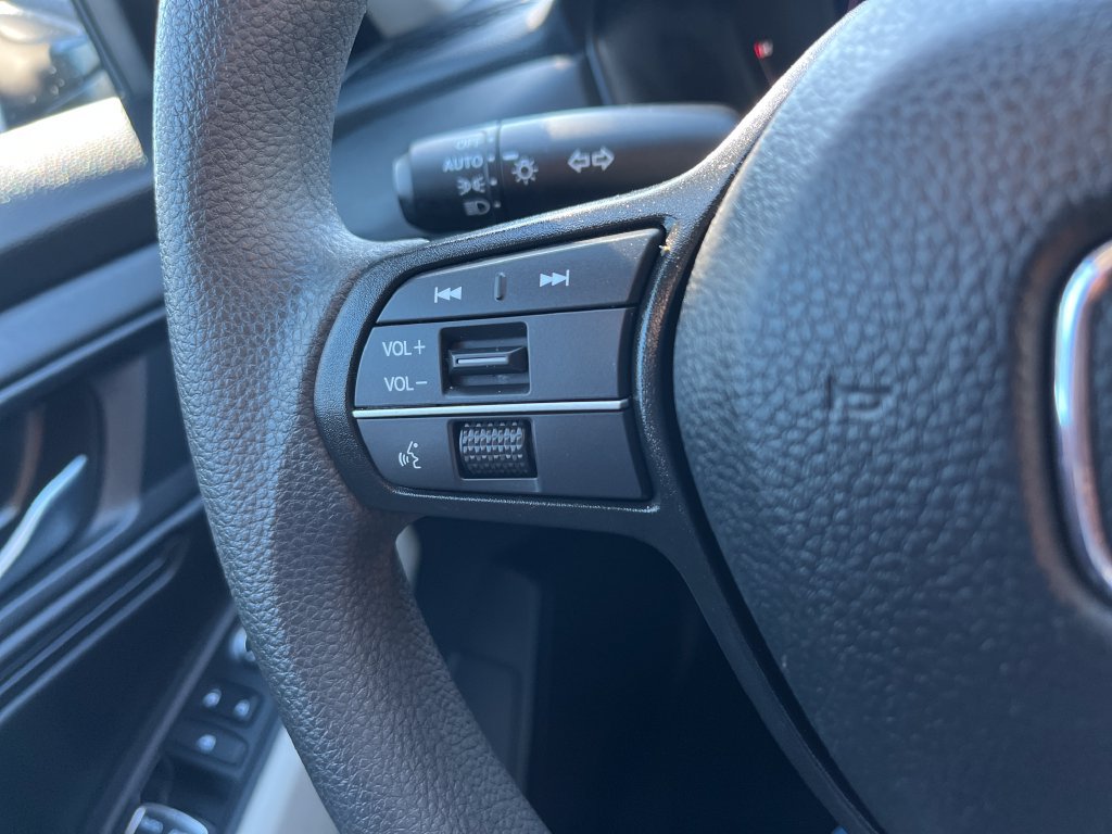 Certified 2023 Honda Accord EX image 37