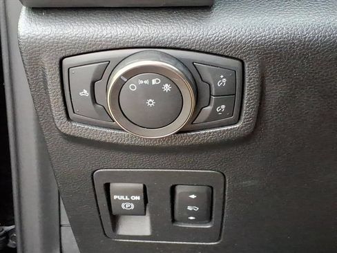 Used 2020 Ford F150 Raptor w/ Equipment Group 802A Luxury AWD/4WD image 11