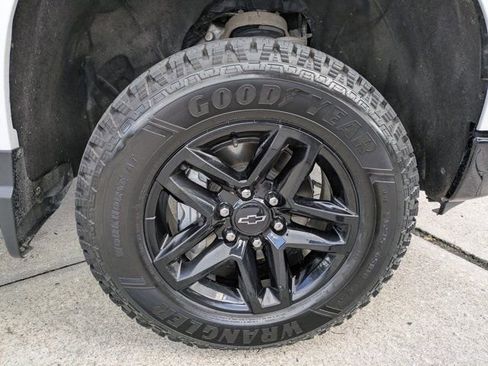 Used 2024 Chevrolet Silverado 1500 LT Trail Boss w/ Protection Package image 10