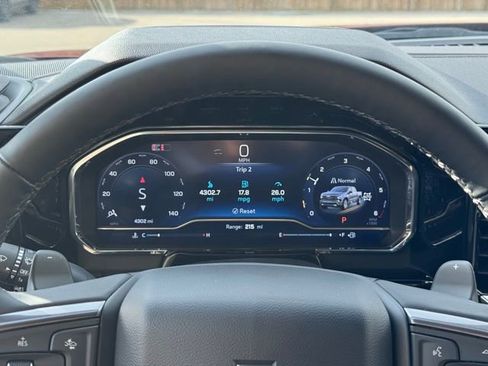 Used 2025 Chevrolet Silverado 1500 High Country w/ Z71 Off-Road Package image 33