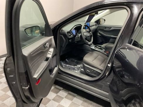 Used 2023 Ford Escape Active AWD/4WD image 14