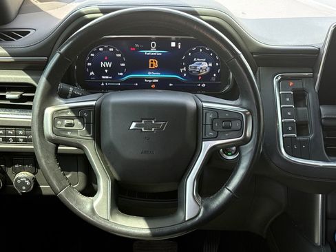 Used 2022 Chevrolet Tahoe Z71 w/ Luxury Package image 13