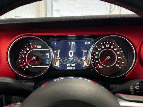 Used 2019 Jeep Wrangler Unlimited Rubicon AWD/4WD image 13