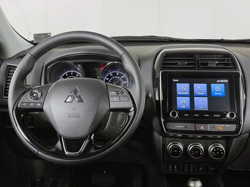 Used 2023 Mitsubishi Outlander Sport SE image 27