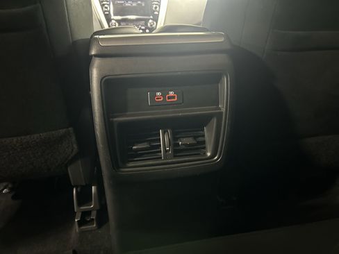 Used 2019 Nissan Murano SV image 22