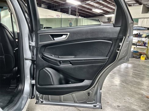 Used 2024 Ford Edge SEL image 24