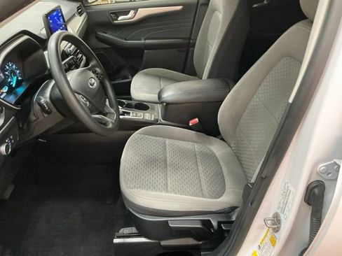 Used 2021 Ford Escape SE FWD image 14
