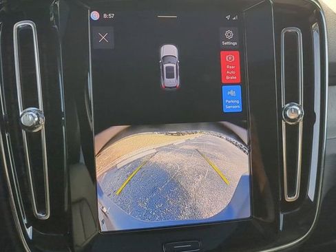 Used 2025 Volvo XC40 B5 Core AWD/4WD image 20